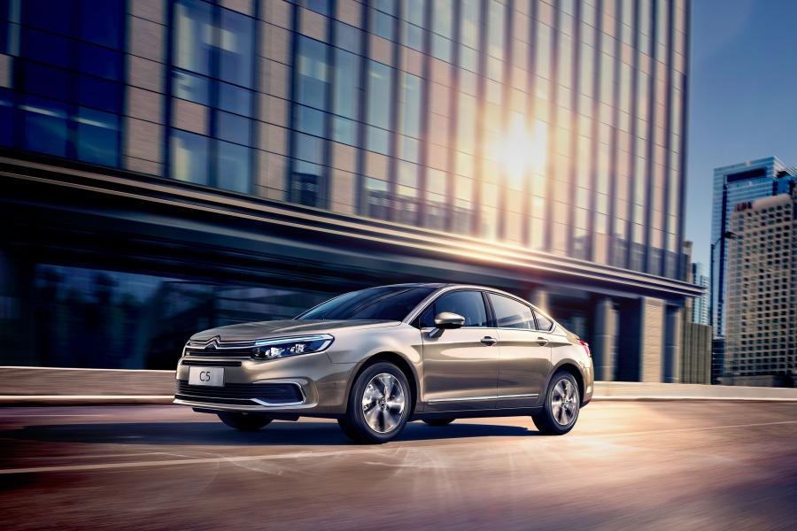  Citroen C5 2017 года  (CN) (фото 1 из 3)